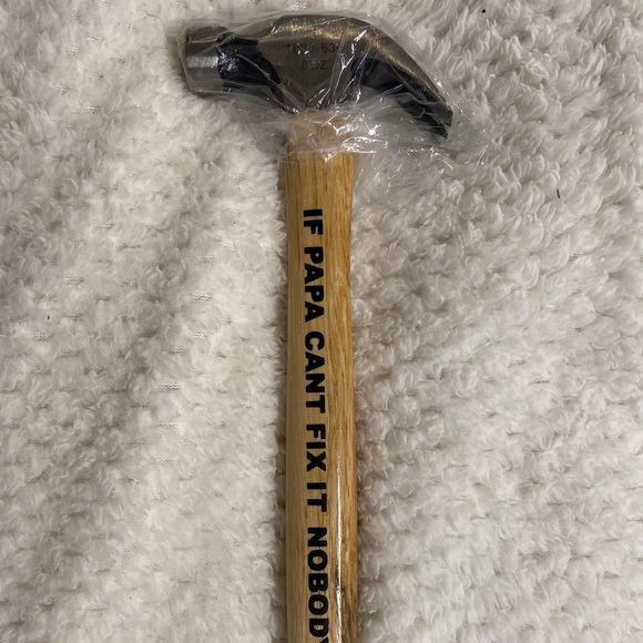 CUSTOMIZE A HAMMER - Picture 3 of 3